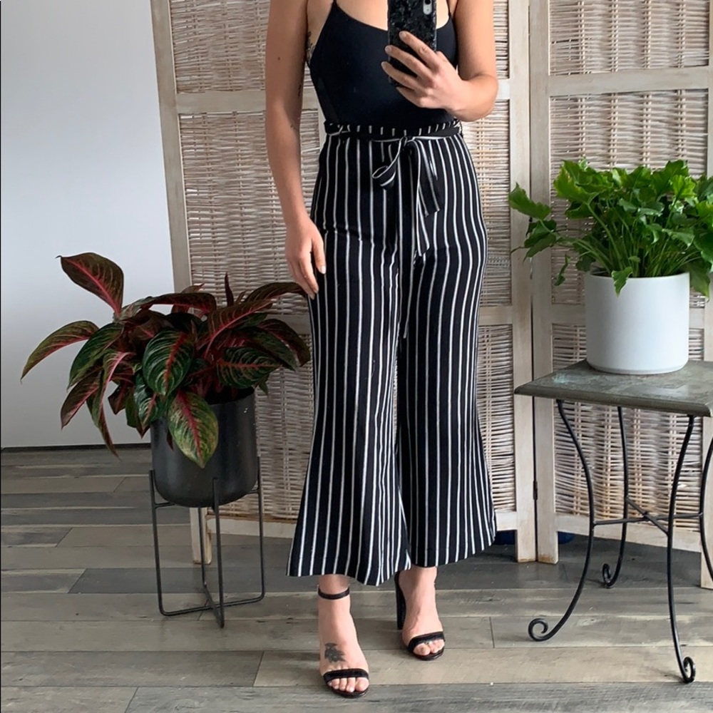 Crop kick flare stripe pants